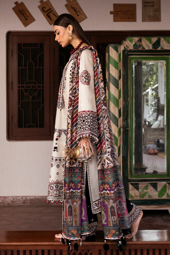 Effortless Elegance: Soft & Stylish Lawn Outfit